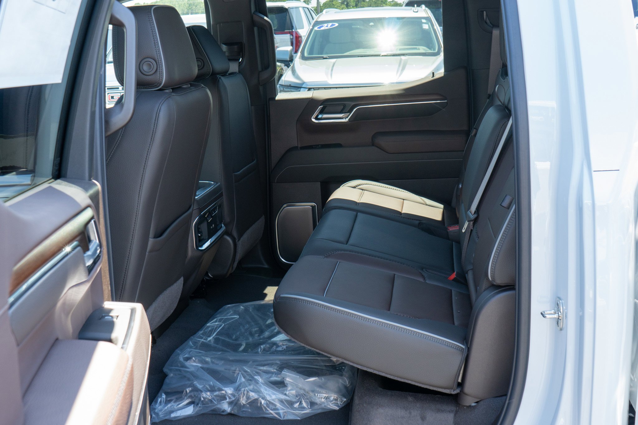 New 2026 Glacier White Tricoat GMC Denali image 29