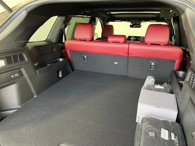 2026 Mazda CX-70 Premium Package - Photo 38