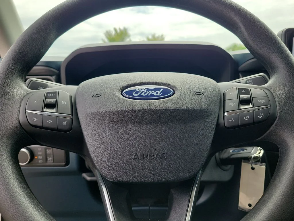 New 2026 Oxford White Ford XL image 16