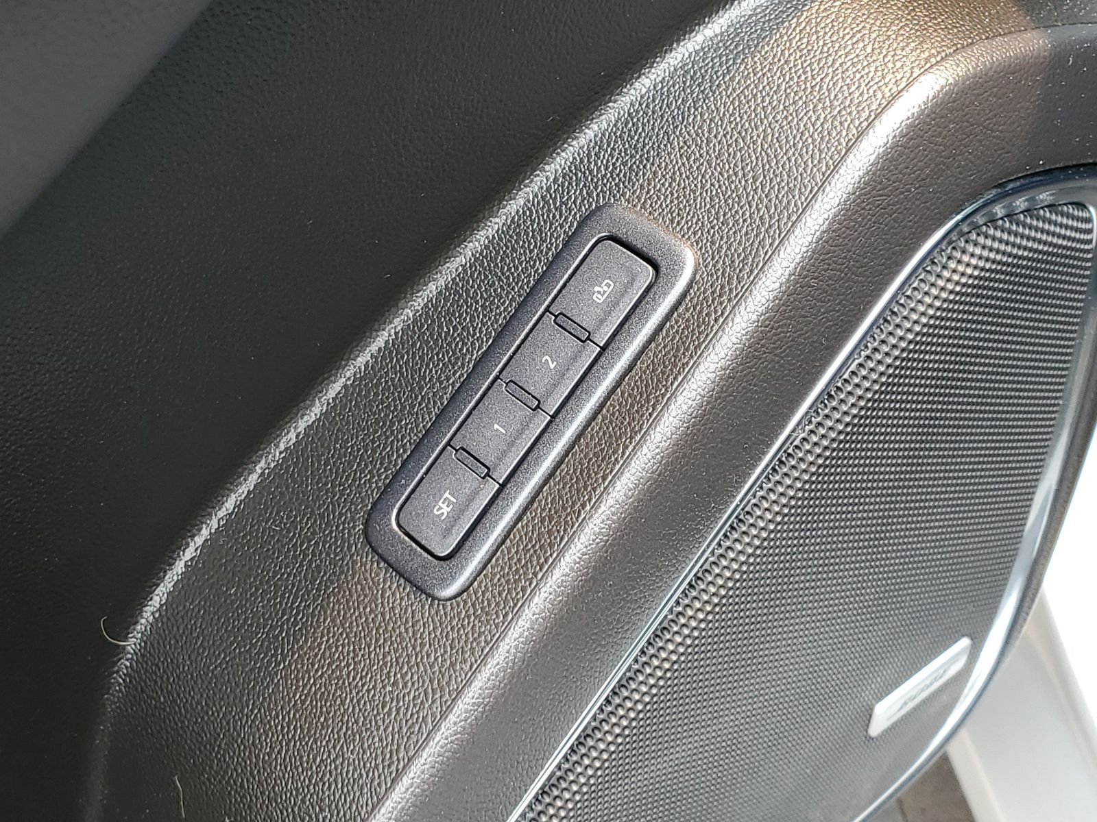 Used 2020 Silver Chevrolet Premier image 12