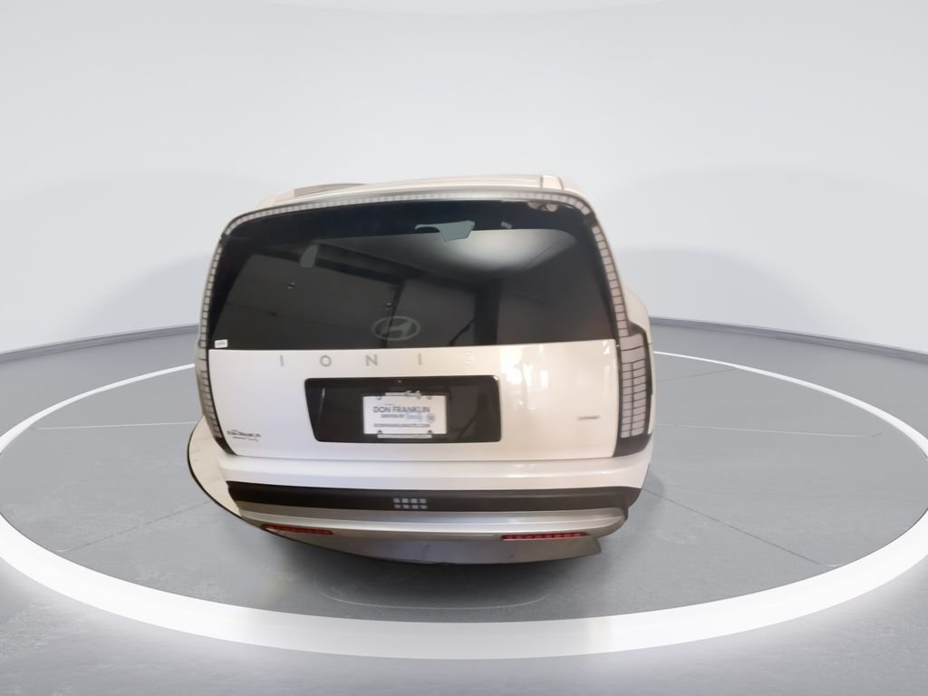 Used 2026 White Hyundai SE image 8