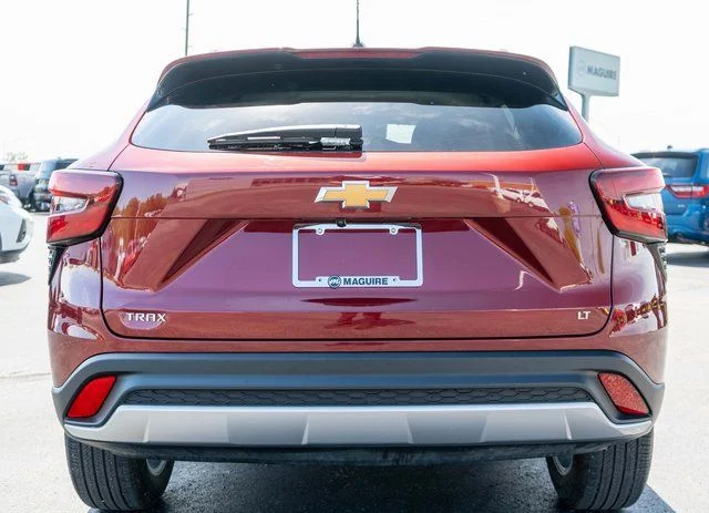 Used 2024 Red Chevrolet LT image 7
