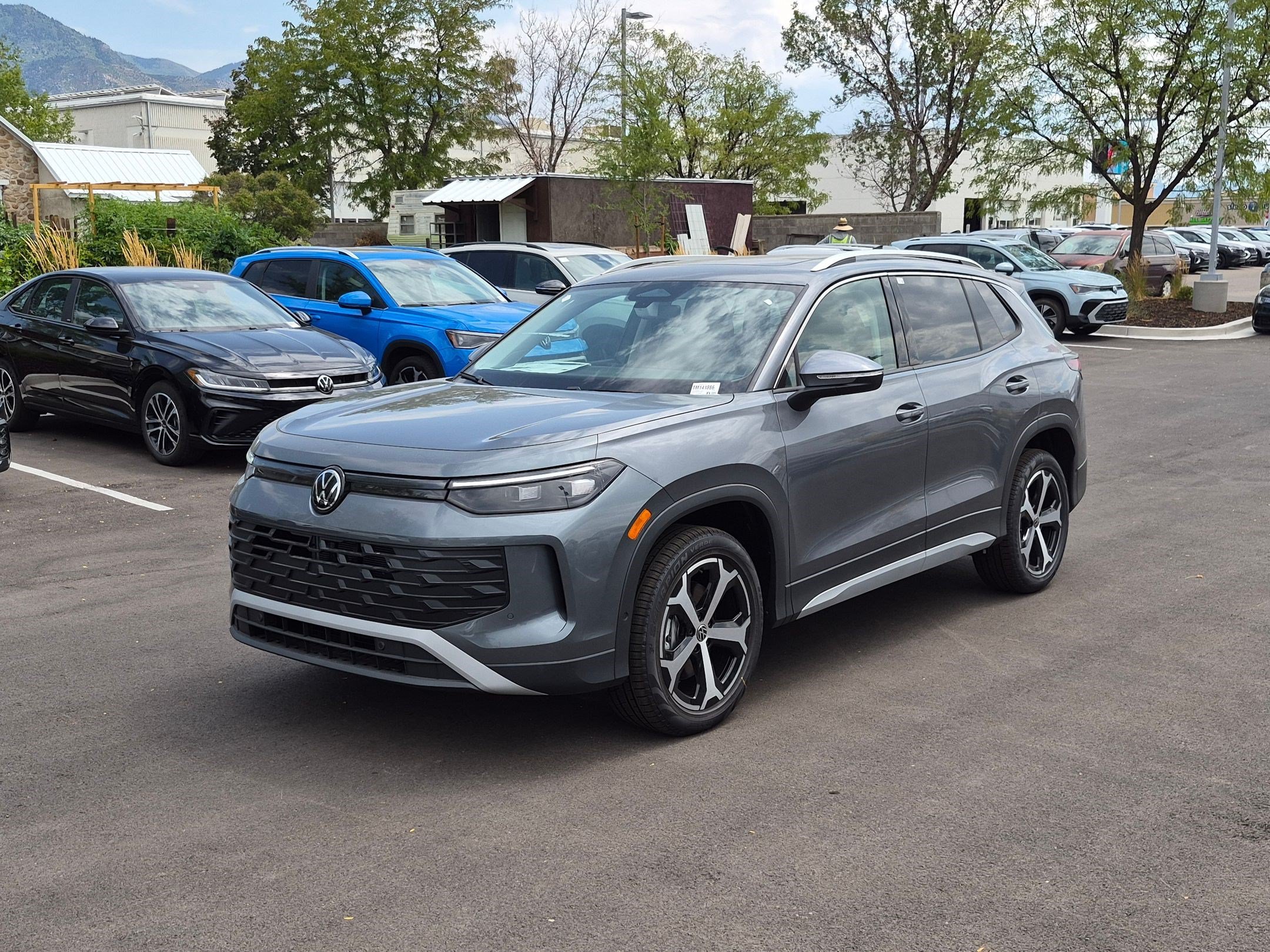 New 2026 Platinum Gray Metallic Volkswagen SE image 8