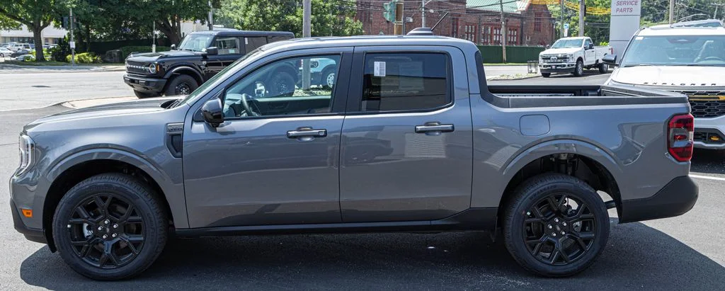 New 2026 Gray Ford Lariat image 3