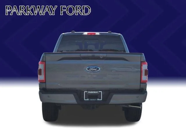 Used 2023 Gray Ford Lariat image 4