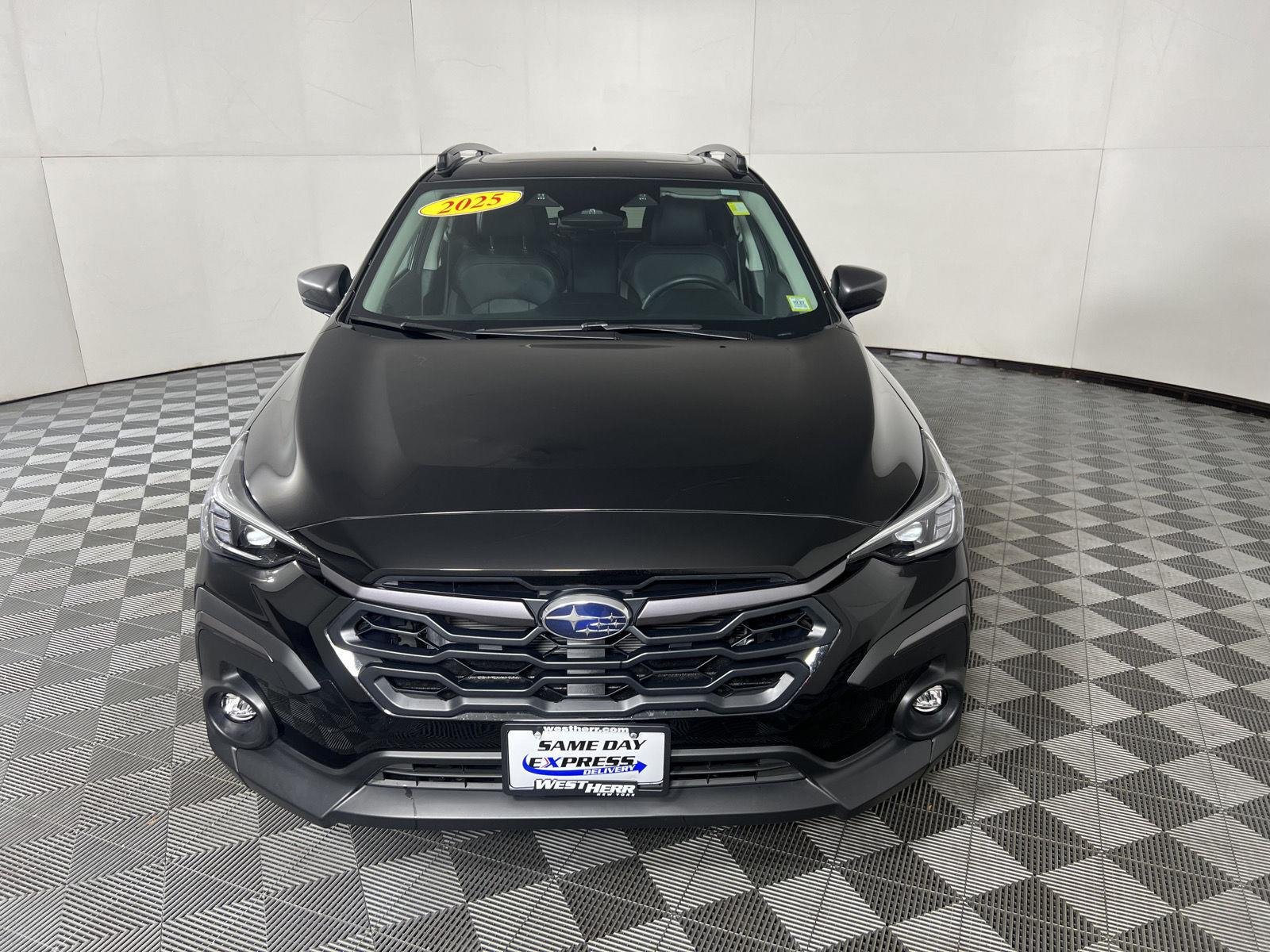 Used 2025 Crystal Black Silica Subaru Limited image 18