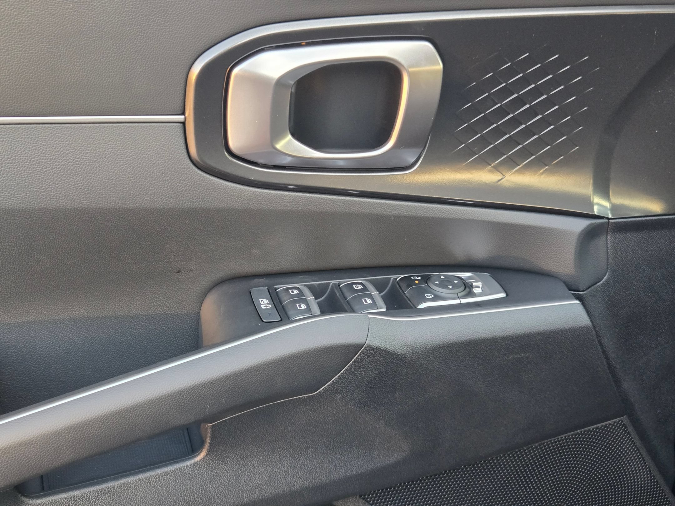 New 2026 Ebony Black Kia S image 16