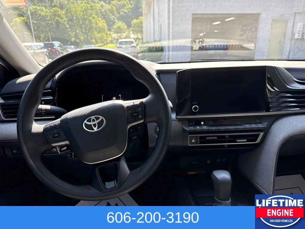 Used 2025 White Toyota LE image 14