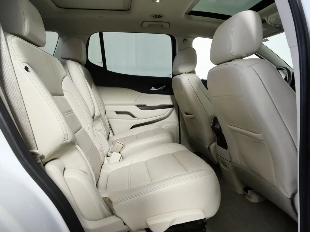 Used 2020 White GMC Denali image 9