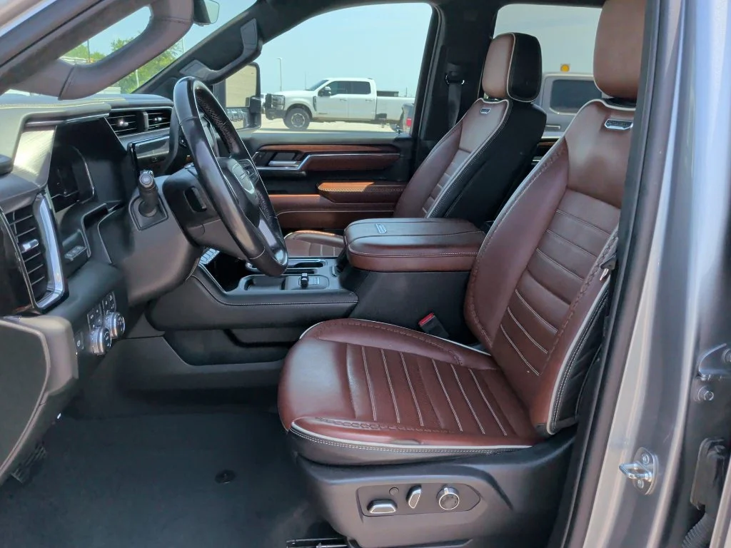 Used 2024 Silver GMC Denali Ultimate image 13