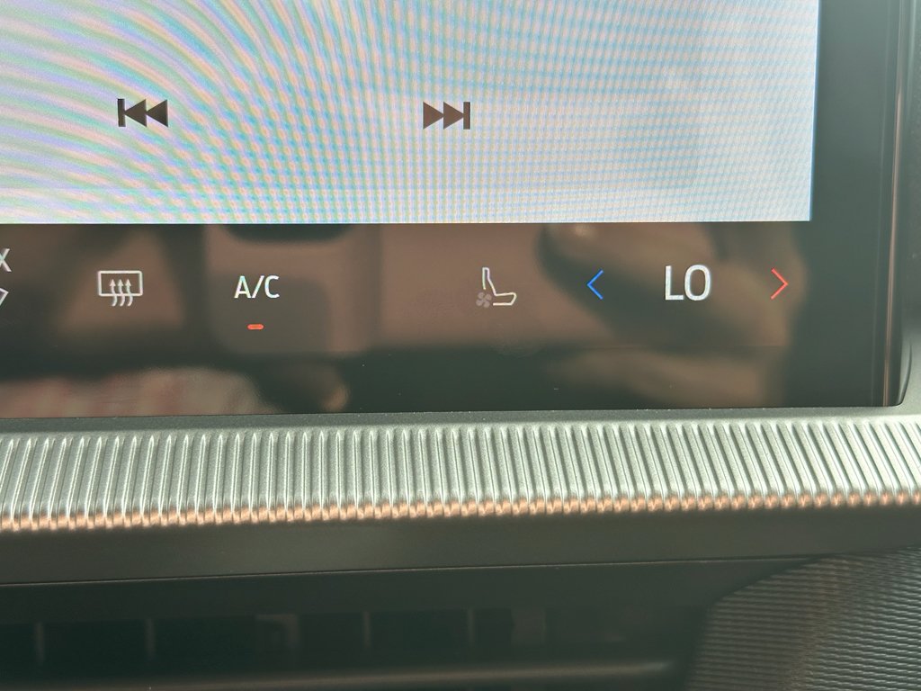 2026 Ford Explorer Tremor - Photo 23