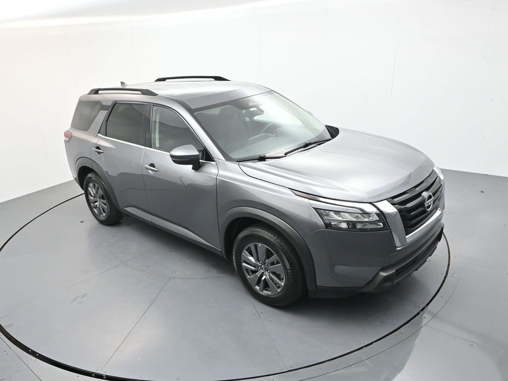 Used 2025 Gray Nissan SV image 23