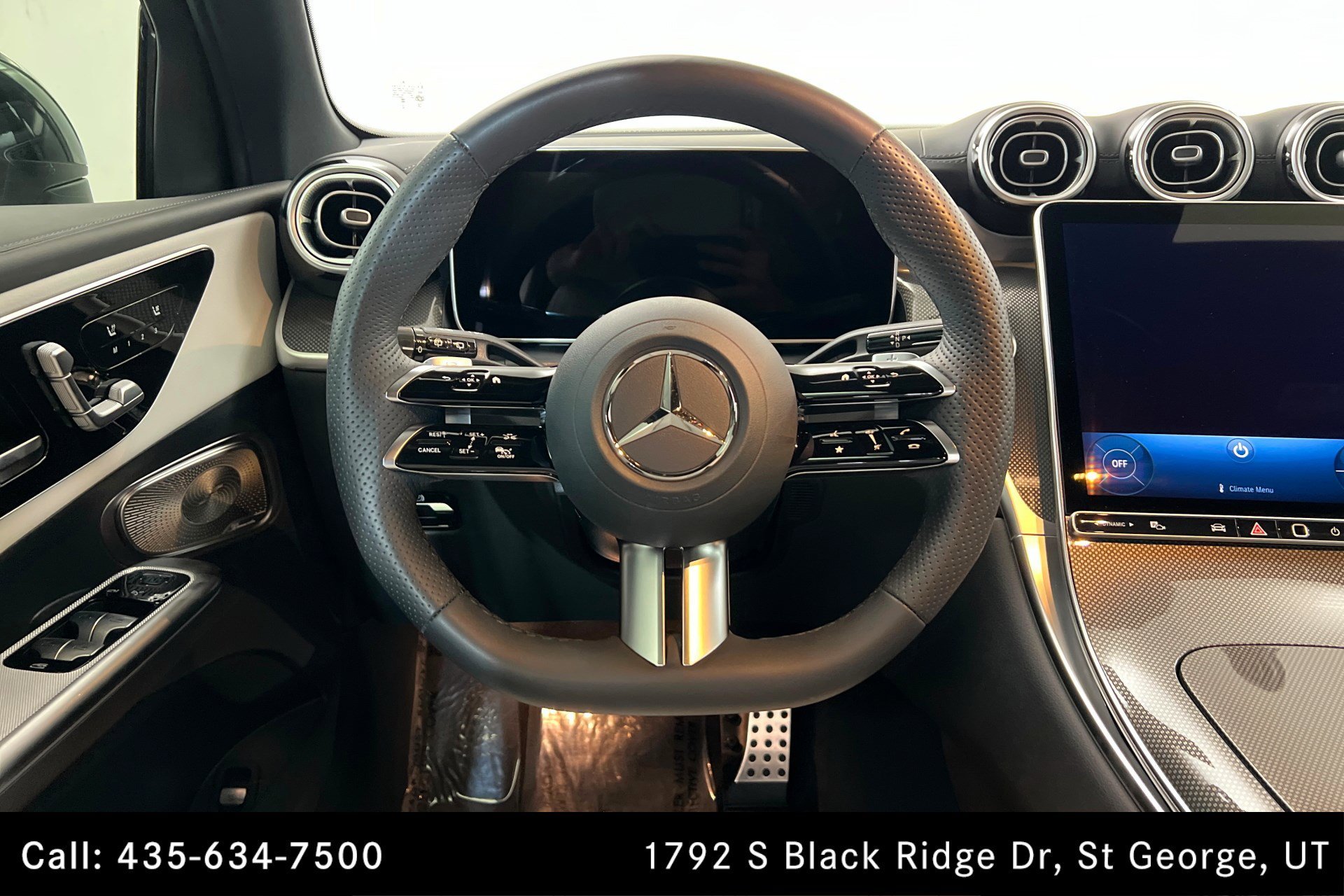 Certified Used 2026 Polar White Mercedes-Benz GLC 300 image 13