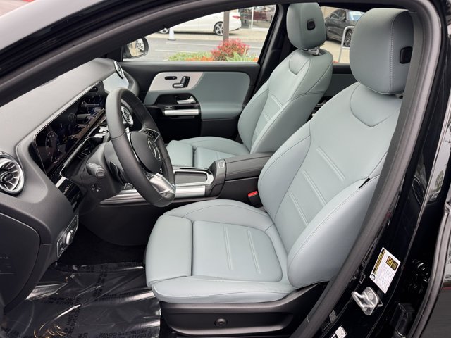 Used 2026 Cosmos Black Metallic Mercedes-Benz GLA 250 image 16