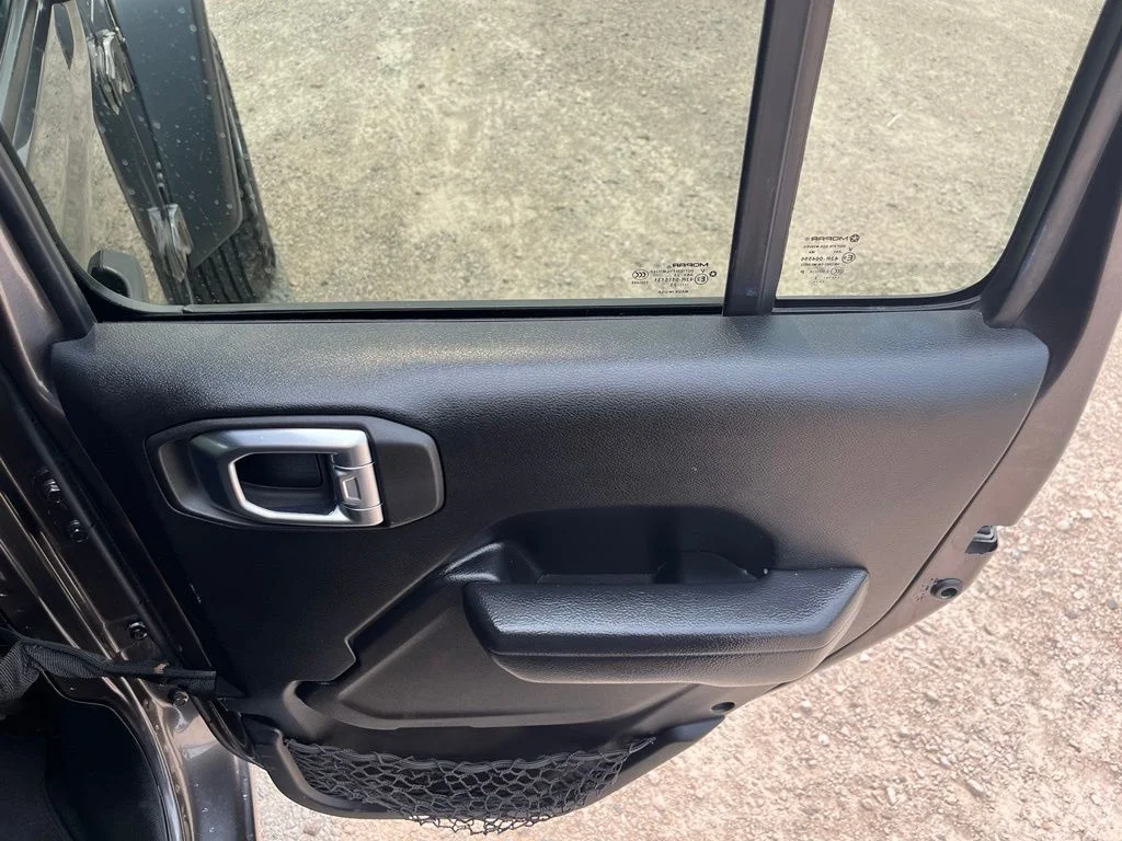 Used 2023 Granite Jeep Sport S image 32