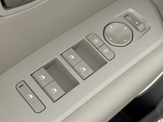 New 2027 White Kia S image 13