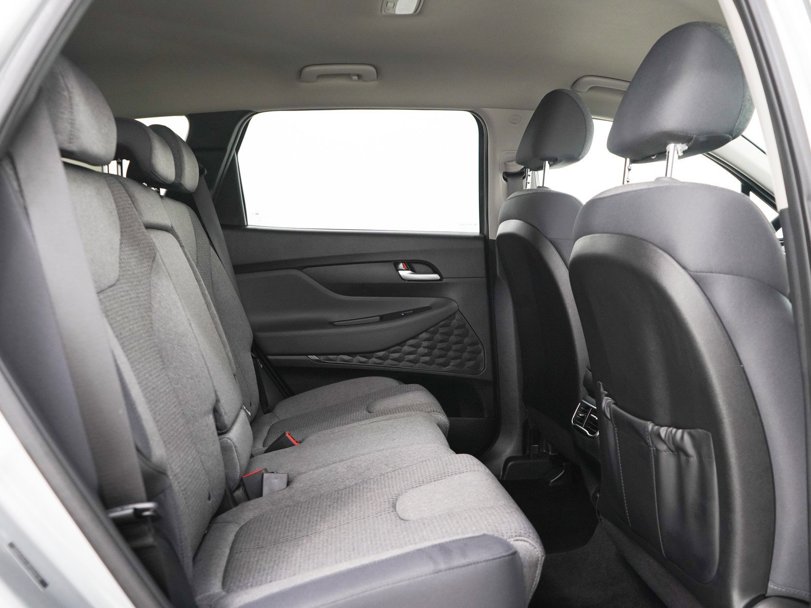 2023 Hyundai Santa Fe SE - Photo 12