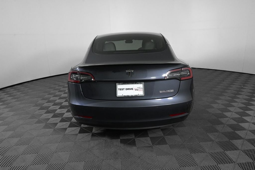 Used 2022  Tesla Performance image 24