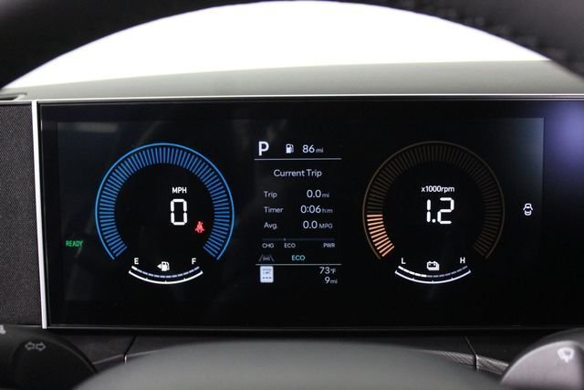 New 2026 Silver Hyundai SE image 7