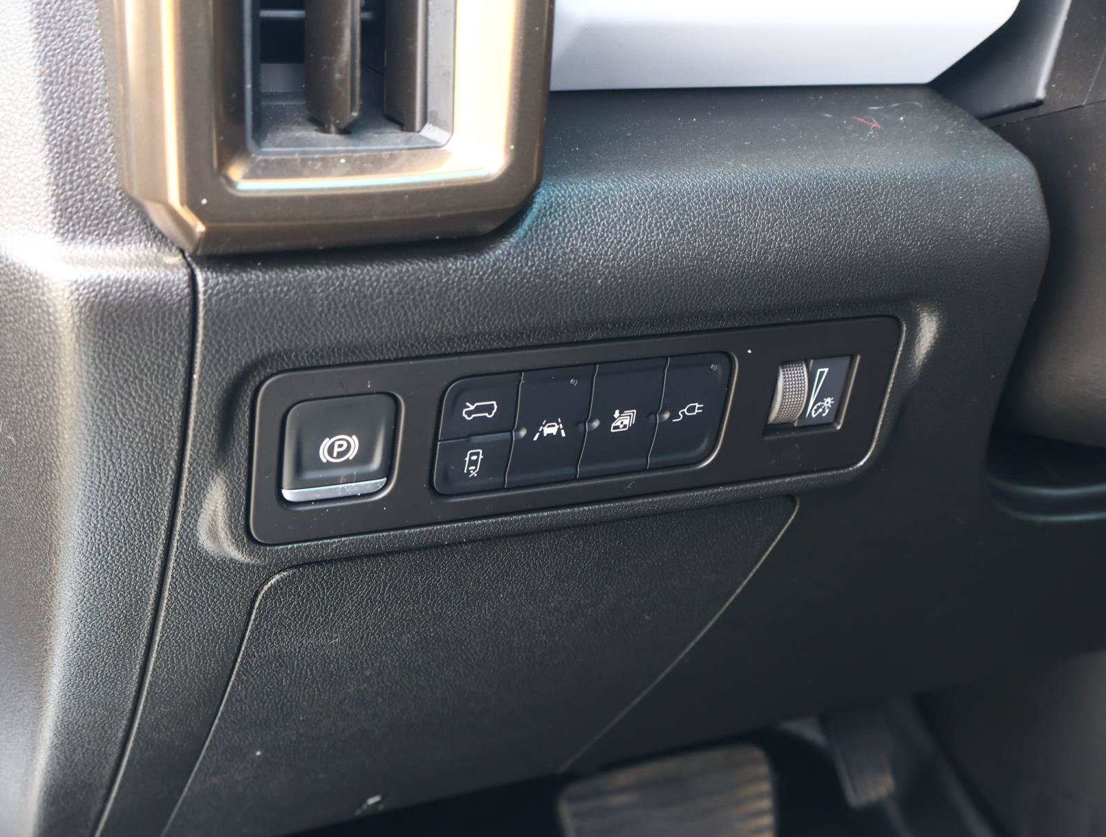 Used 2024 Interstellar White GMC 2X image 24