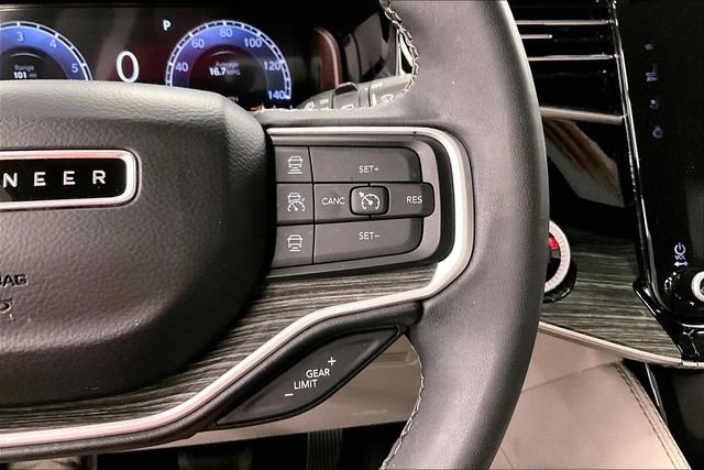 2022 Jeep Wagoneer Series III - Photo 25
