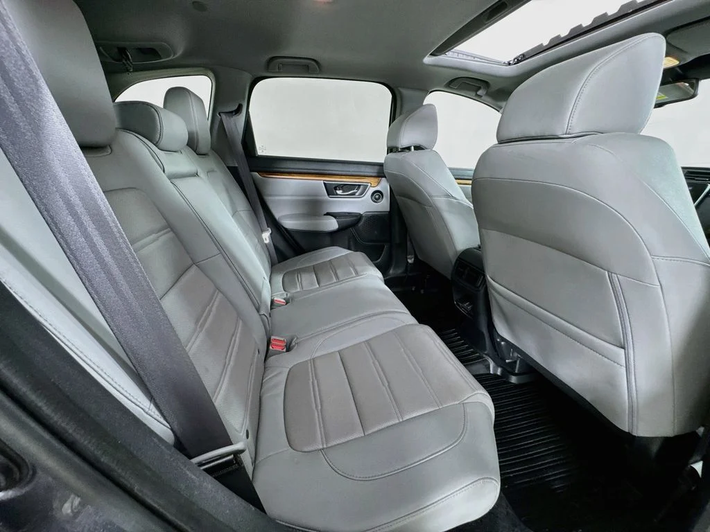 Used 2018 Modern Steel Metallic Honda EX-L image 33