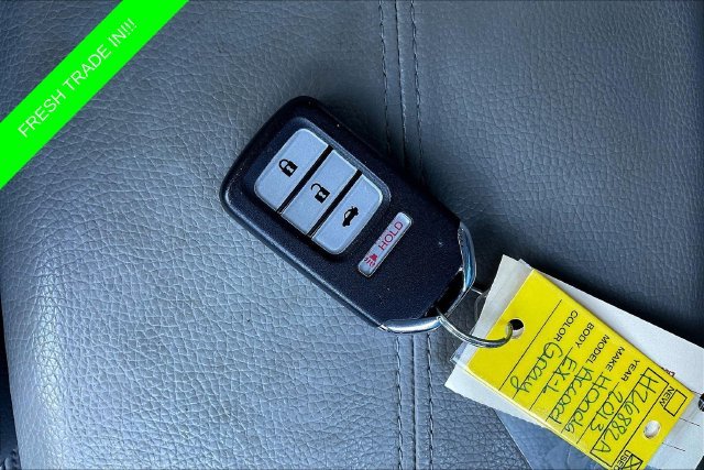 Used 2013  Honda EX-L image 37