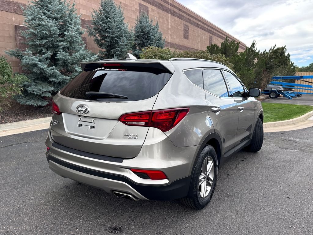 Used 2017 Gray Hyundai 2.4 Base image 8