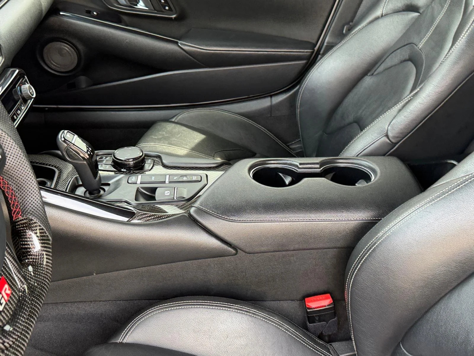 Used 2021  Toyota 3.0 Premium image 29
