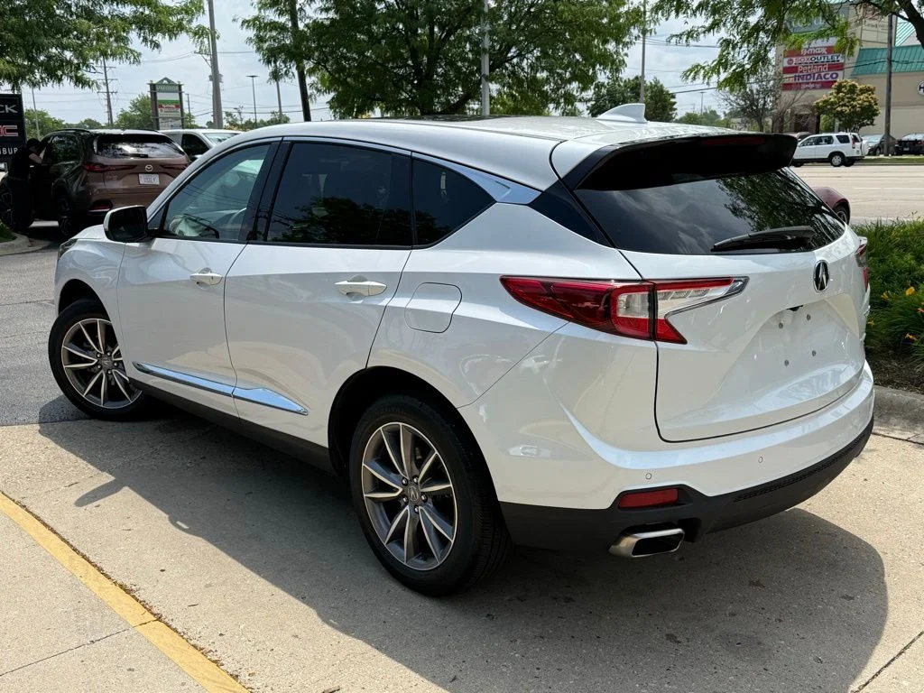 Used 2024 White Acura Technology Package image 5