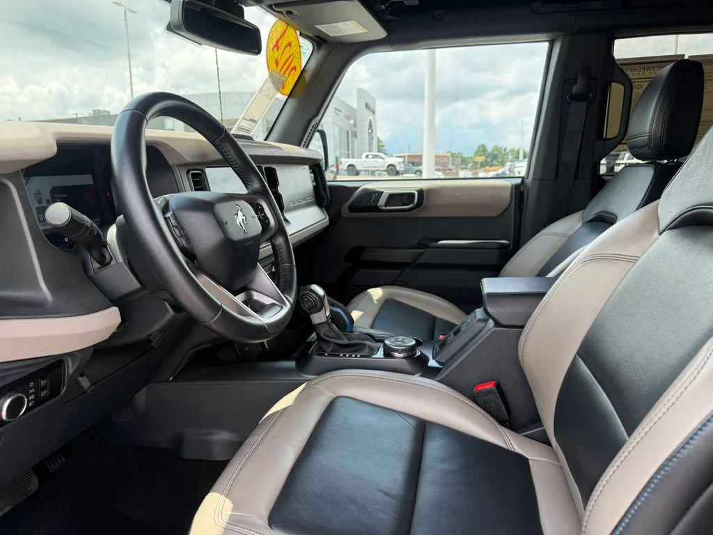Used 2024 Gray Ford Wildtrak image 4