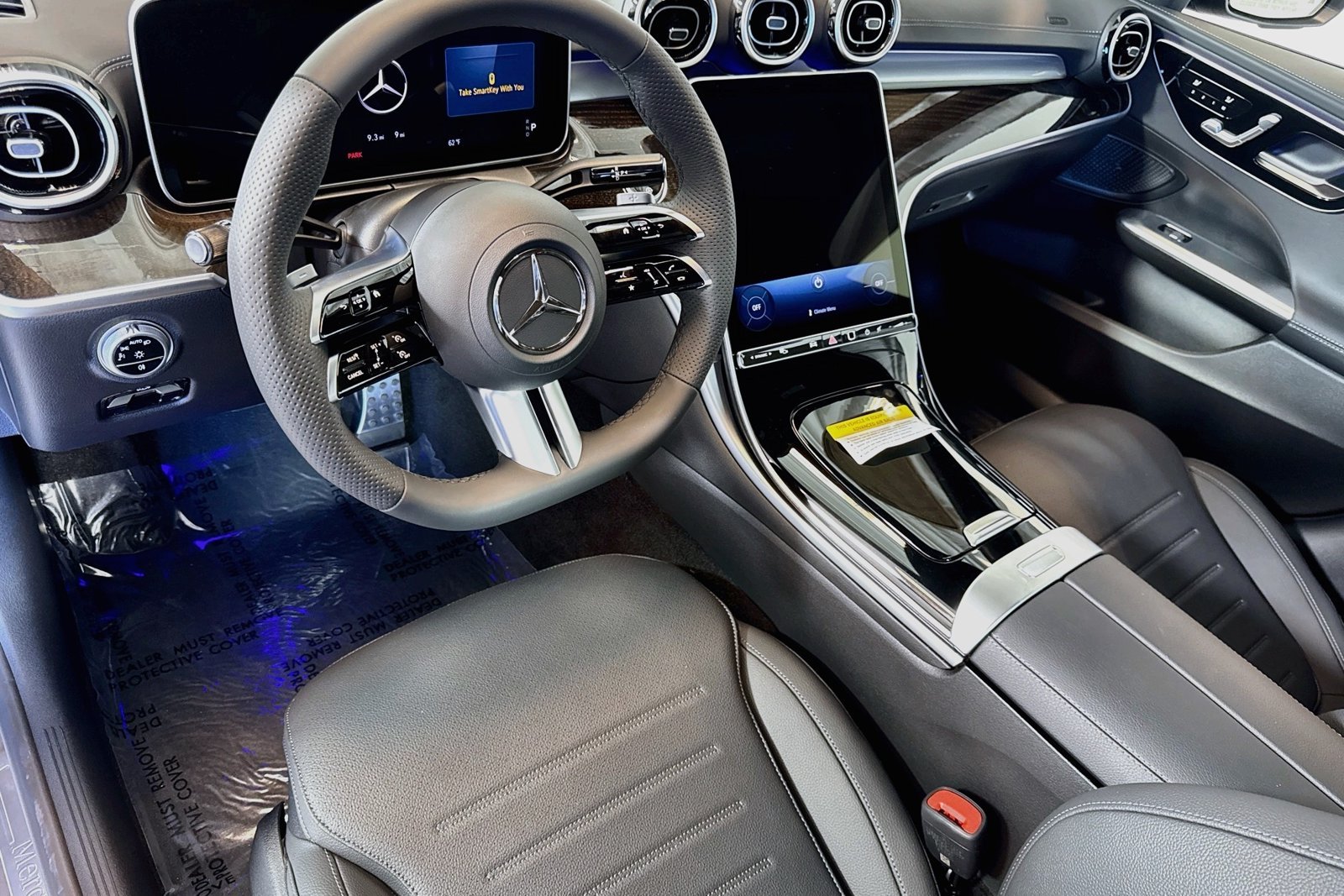 New 2026 Selenite Grey Metallic Mercedes-Benz C 300 image 9