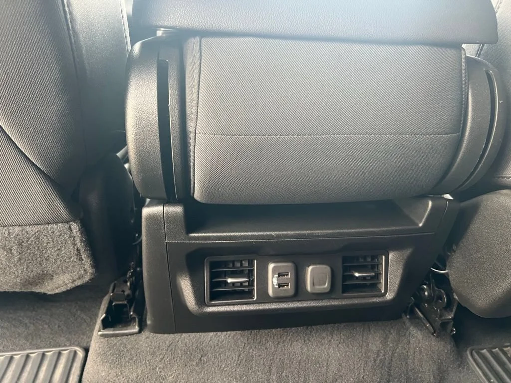 Used 2021 Black Chevrolet LT image 20