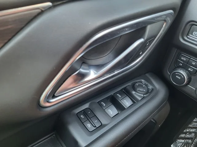 Used 2023 Gray Chevrolet LT image 24