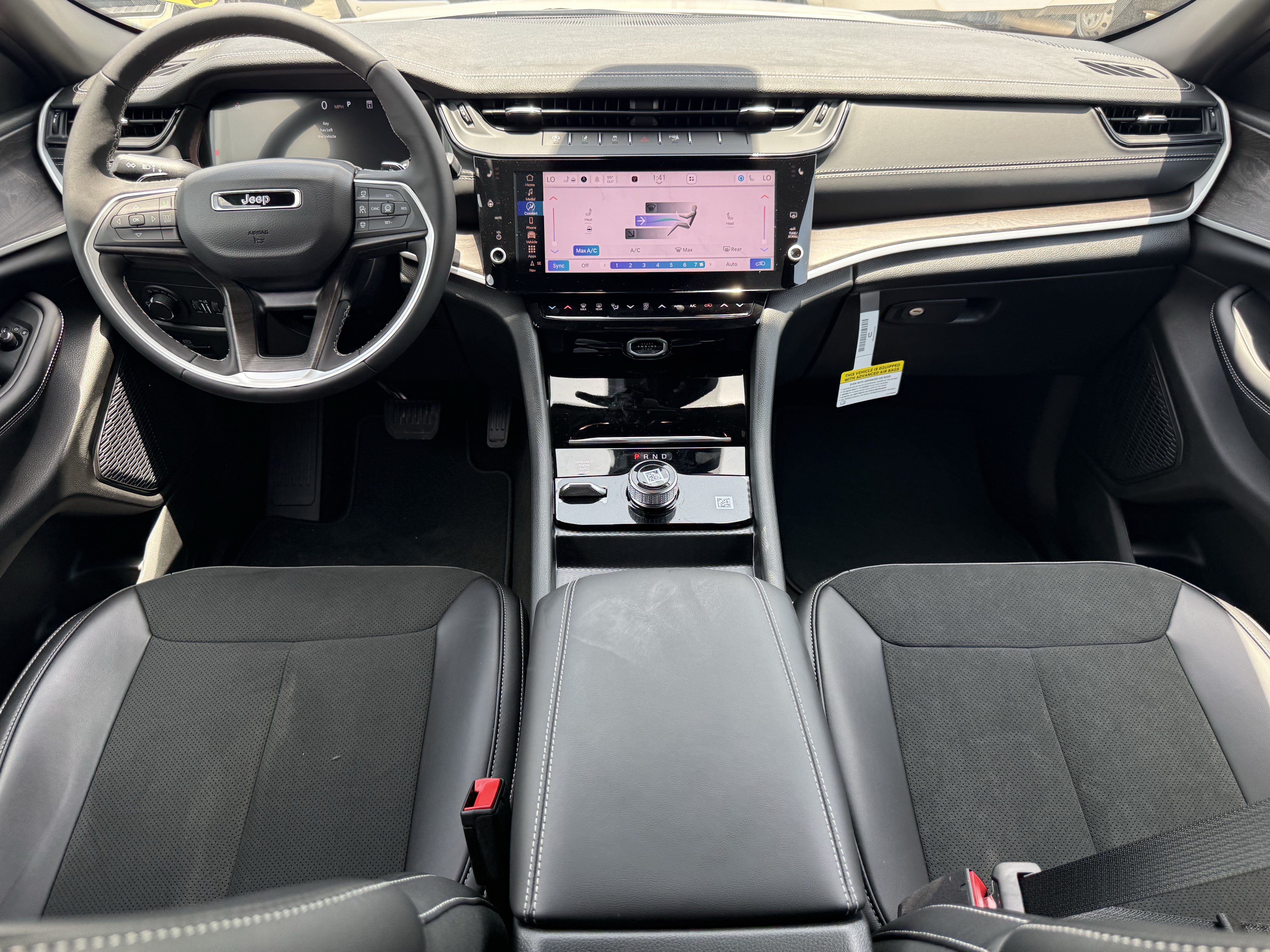 New 2026 Bright White Clearcoat Jeep Laredo Altitude image 9