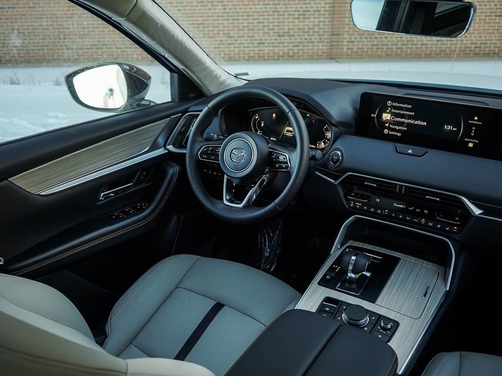 2026 Mazda CX-90 Premium Package - Photo 16