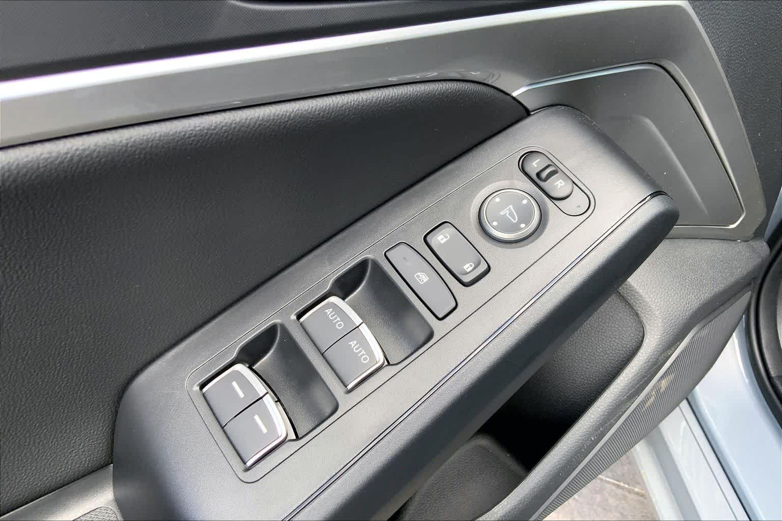New 2026 Urban Gray Pearl Acura  image 13