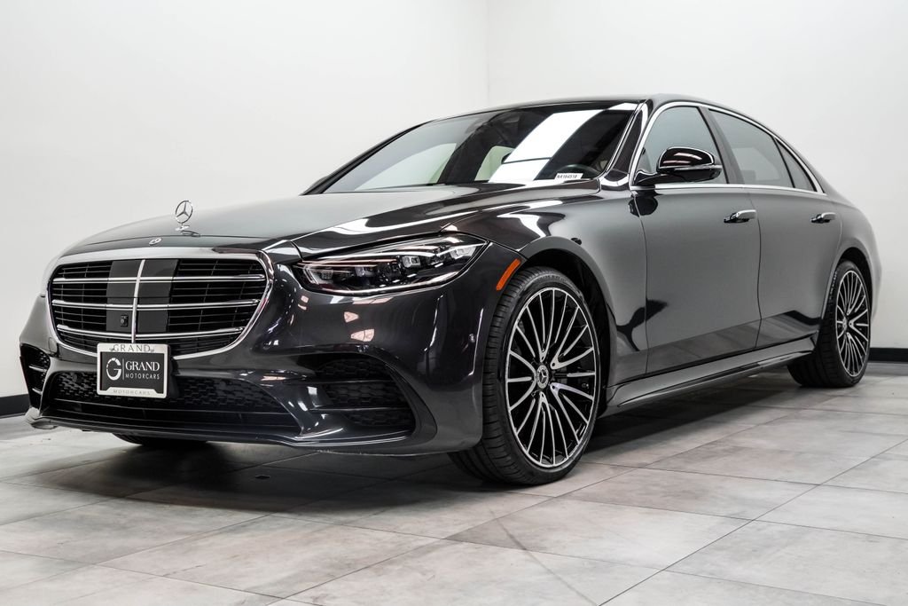 Used 2022 Gray Mercedes-Benz S 500 image 8
