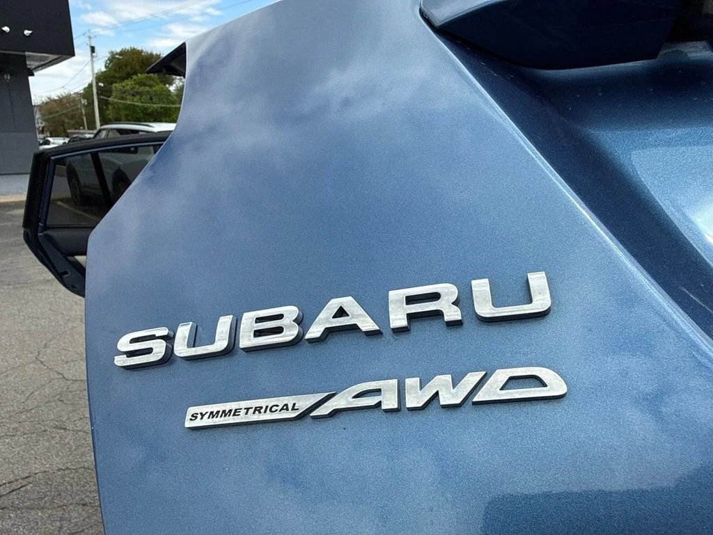 Used 2016 Blue Subaru 2.0i Premium image 16