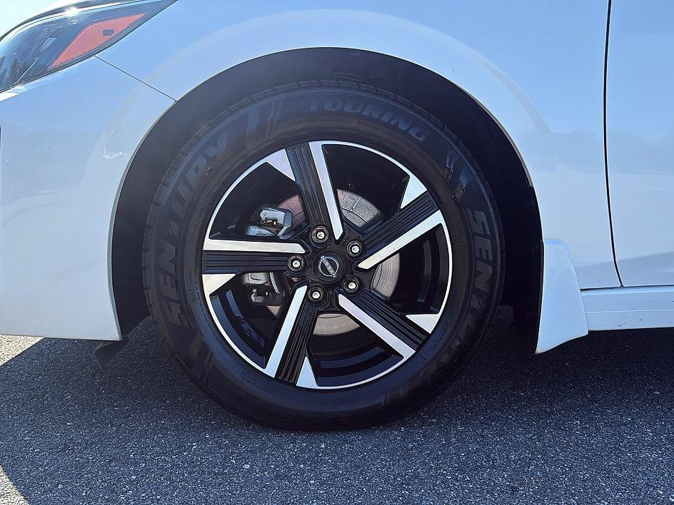 Certified Used 2025 Aspen White Tricoat Nissan SV image 9