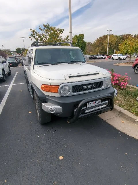 Used 2011  Toyota Base image 7