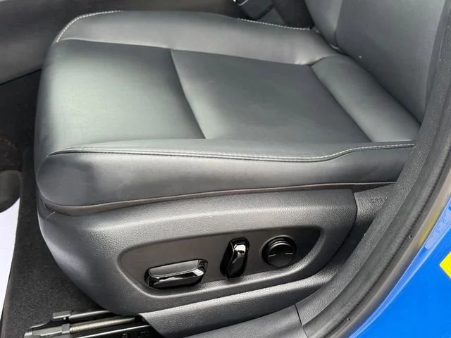 2024 Lexus UX Hybrid 250h - Photo 24