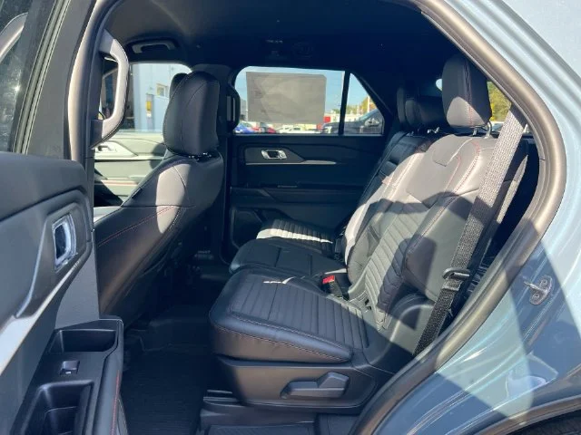 New 2027 Vapor Blue Metallic Ford ST-Line image 33