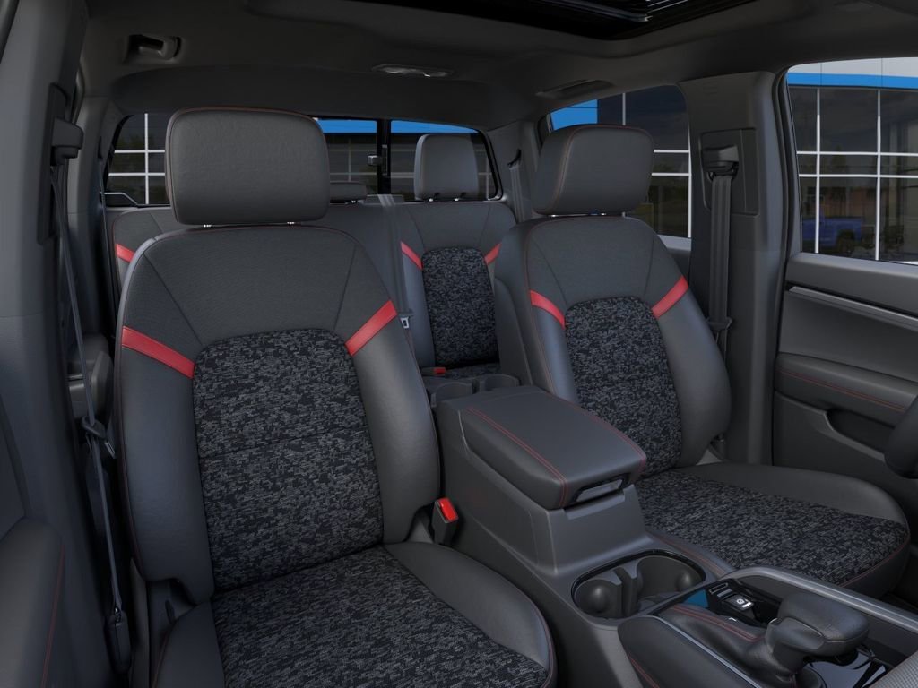 2026 Chevrolet Colorado Z71 - Photo 16