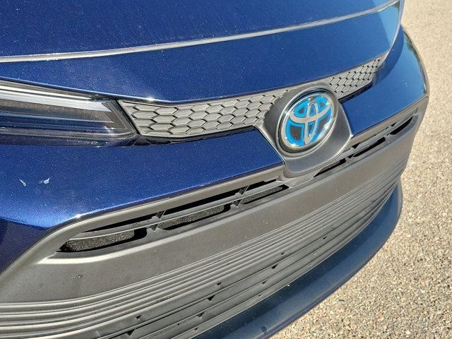 Used 2023 Blueprint Toyota LE image 7