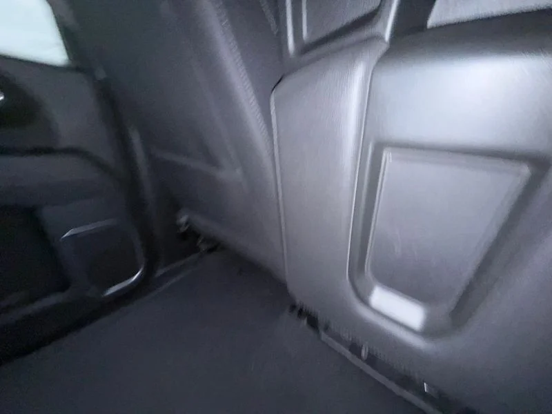 Used 2024  Chevrolet LT Pickup 4D 5 3/4 ft image 24