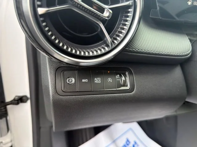 2027 Chevrolet Equinox LT - Photo 27