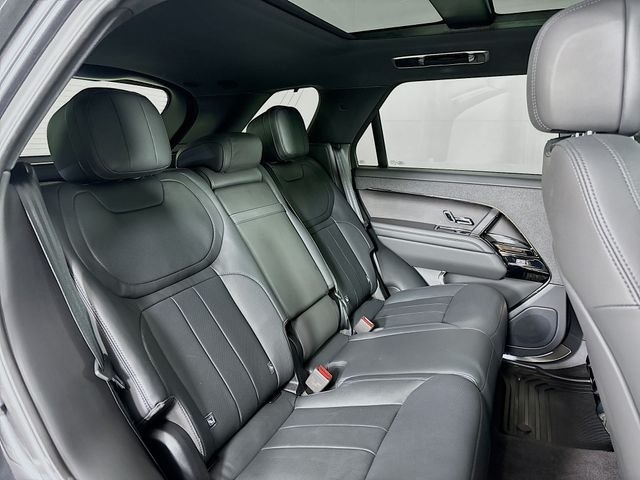 Certified Used 2025 Carpathian Grey Land Rover Dynamic SE image 25