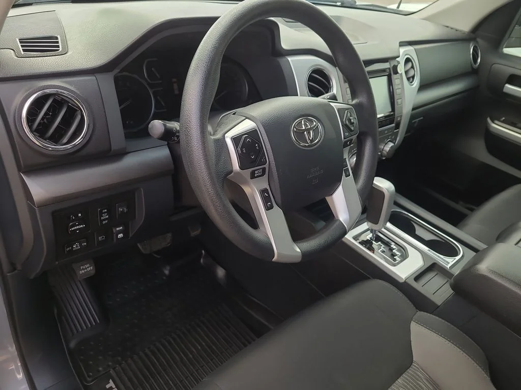 Used 2019 Gray Toyota SR5 image 21