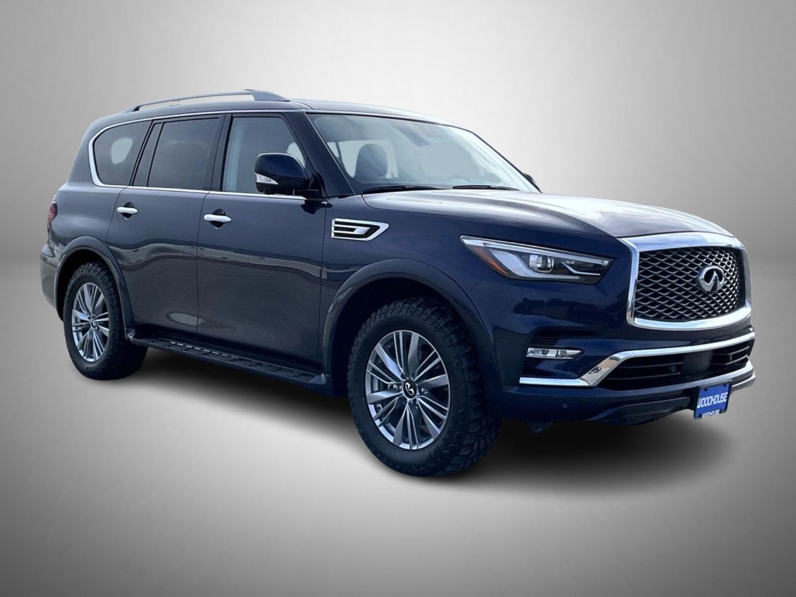 Used 2024 Blue INFINITI LUXE image 3